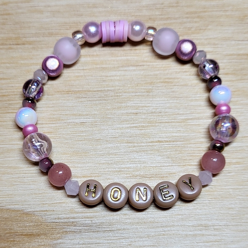 Honey- Taylor Swift Friendship Bracelet, Size 6"